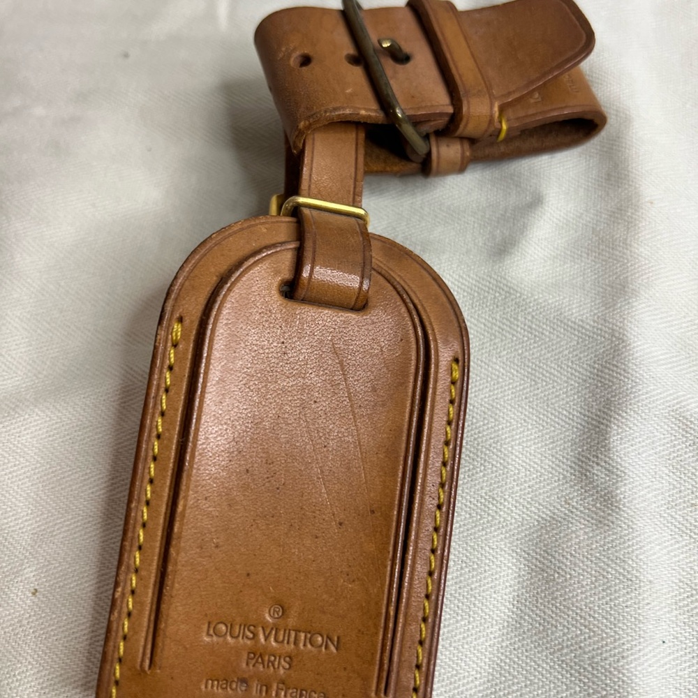 Louis Vuitton Brown Leather Luggage tag